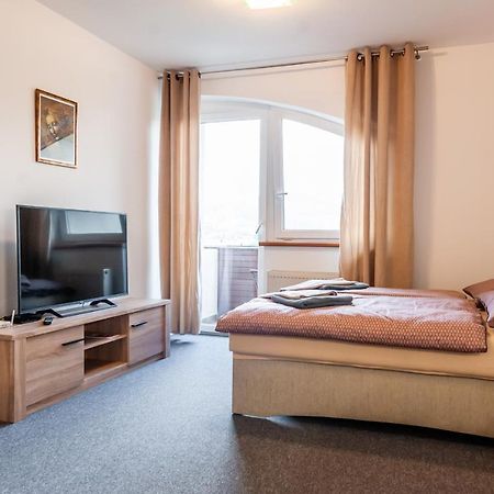 Apartmany Summit Bešeňová Buitenkant foto