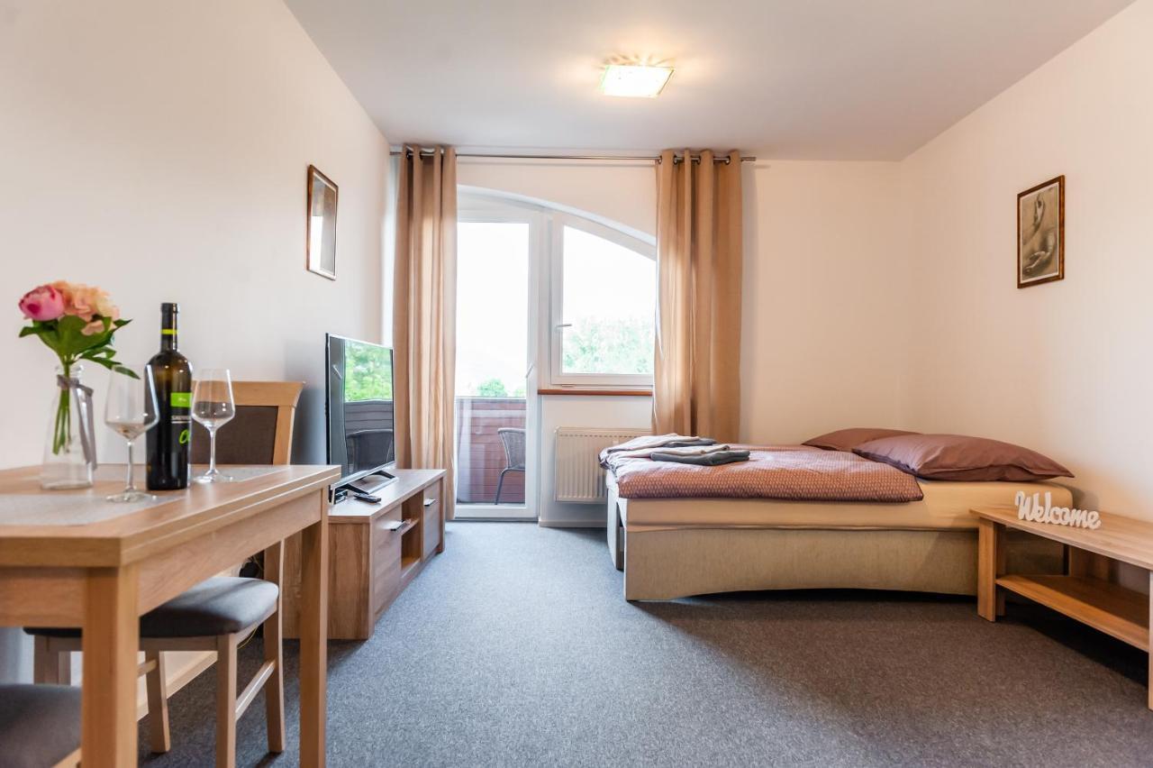 Apartmany Summit Bešeňová Buitenkant foto
