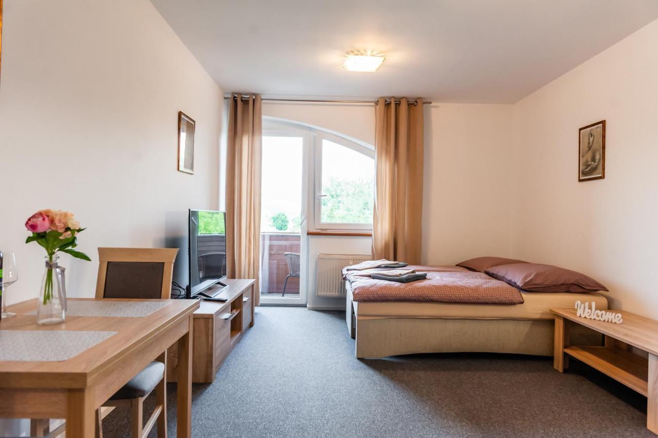 Apartmany Summit Bešeňová Buitenkant foto