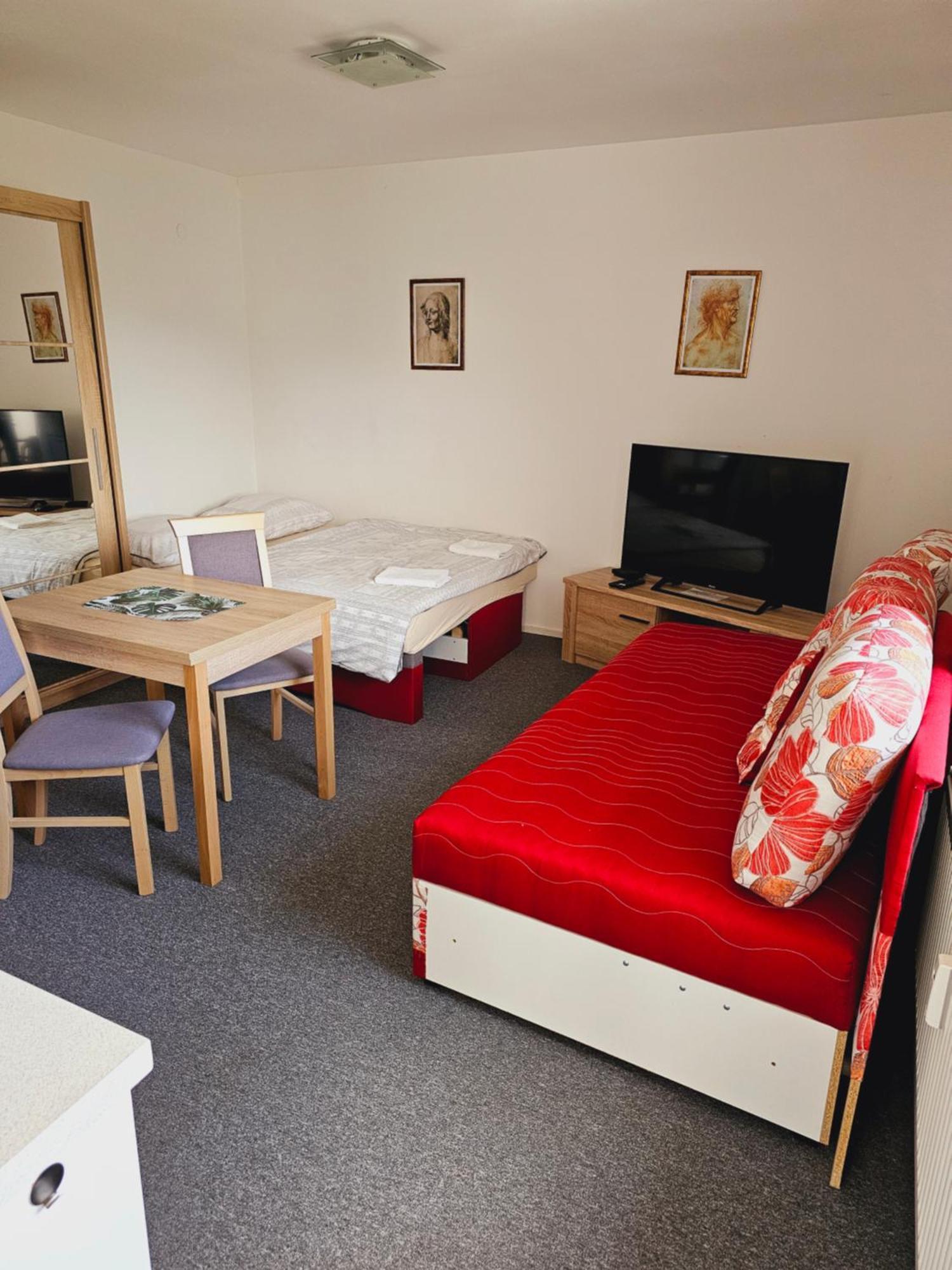 Apartmany Summit Bešeňová Buitenkant foto